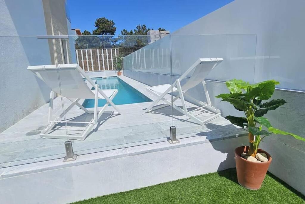 Aroeira Villa With Heated Pool By Golf Course, Beach And Lisbon Exterior photo