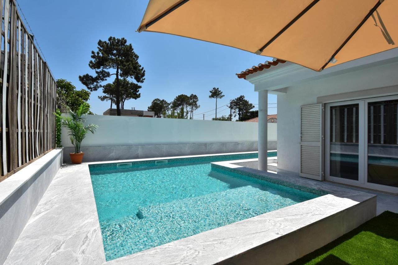 Aroeira Villa With Heated Pool By Golf Course, Beach And Lisbon Exterior photo