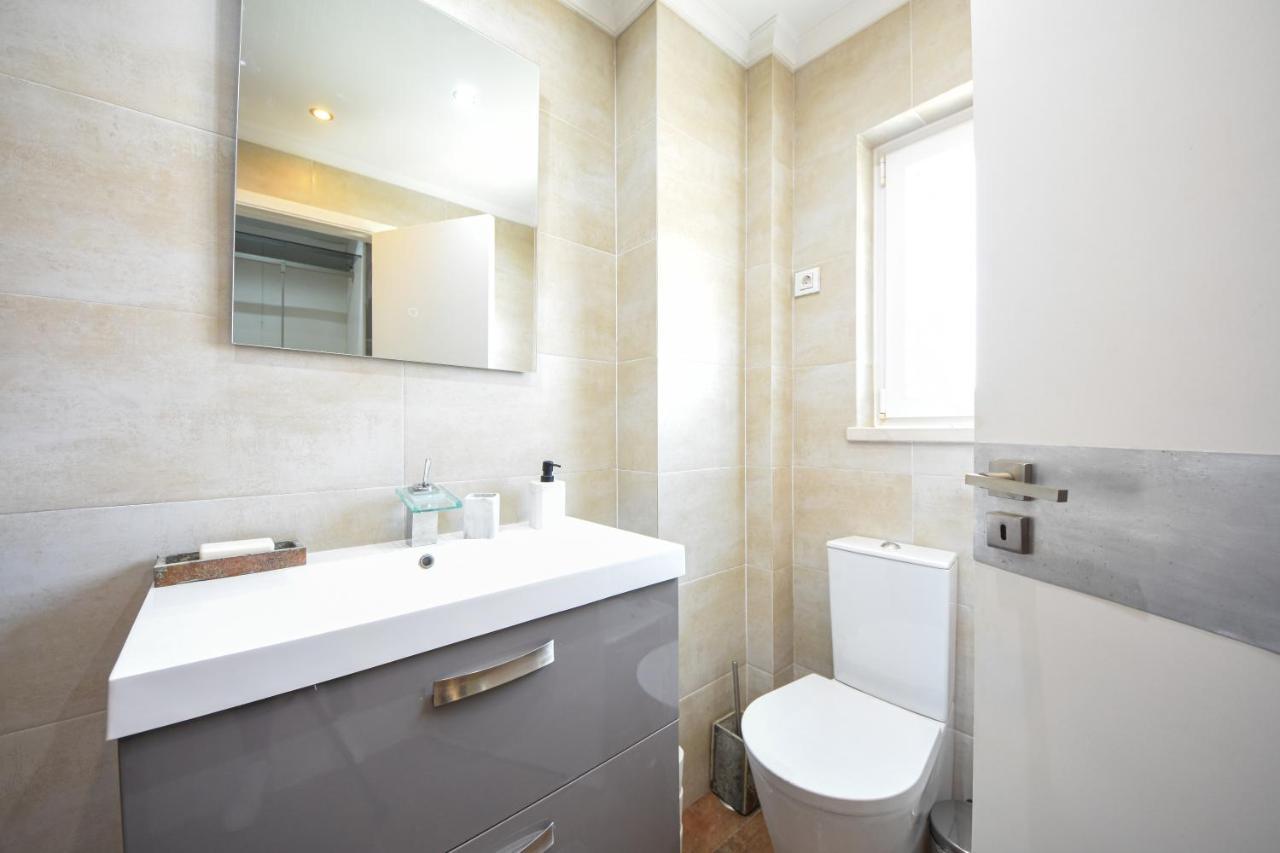 Aroeira Villa With Heated Pool By Golf Course, Beach And Lisbon Exterior photo