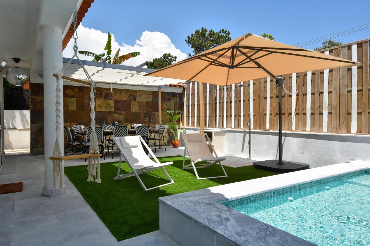 Aroeira Villa With Heated Pool By Golf Course, Beach And Lisbon Exterior photo