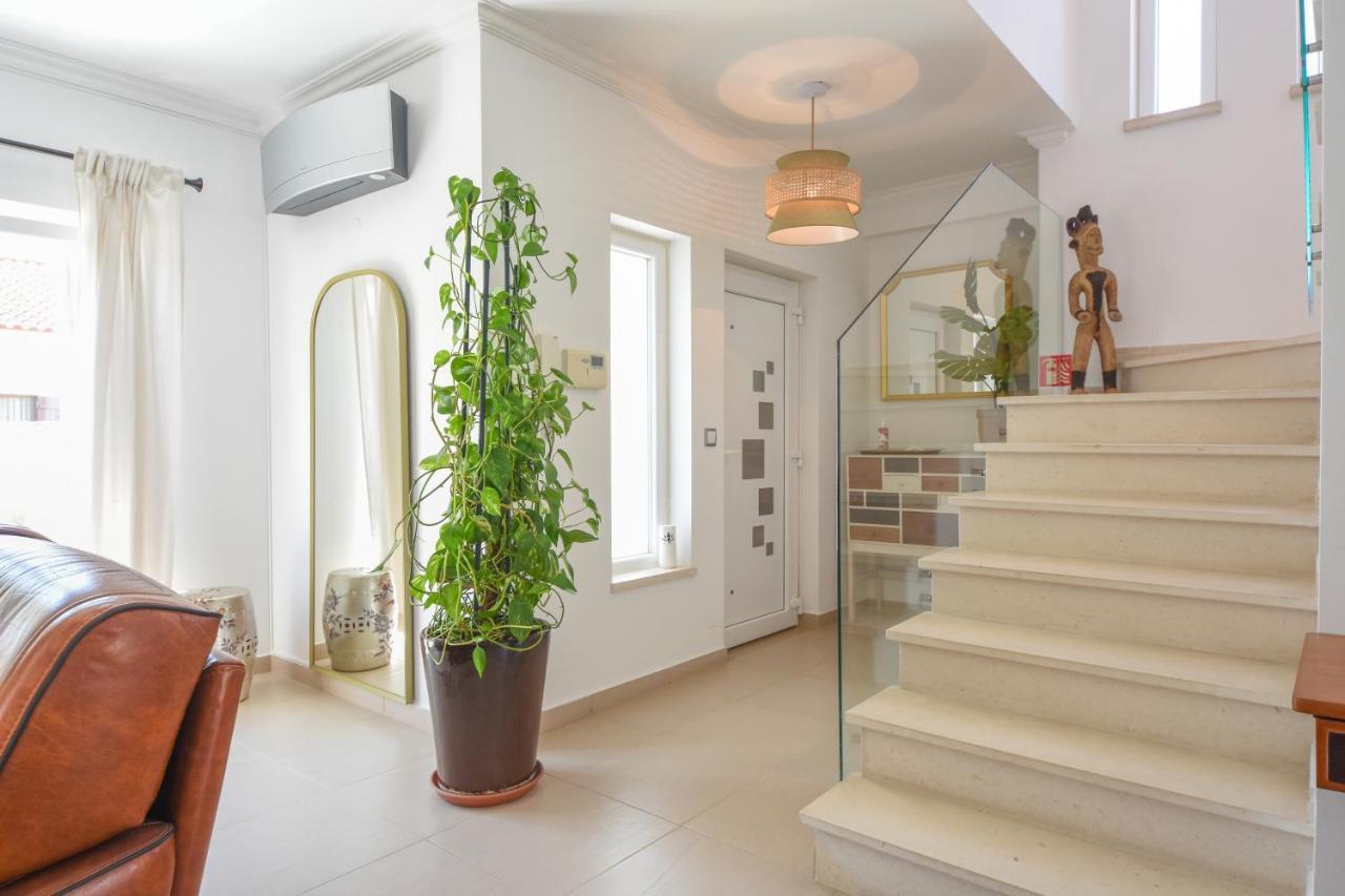 Aroeira Villa With Heated Pool By Golf Course, Beach And Lisbon Exterior photo