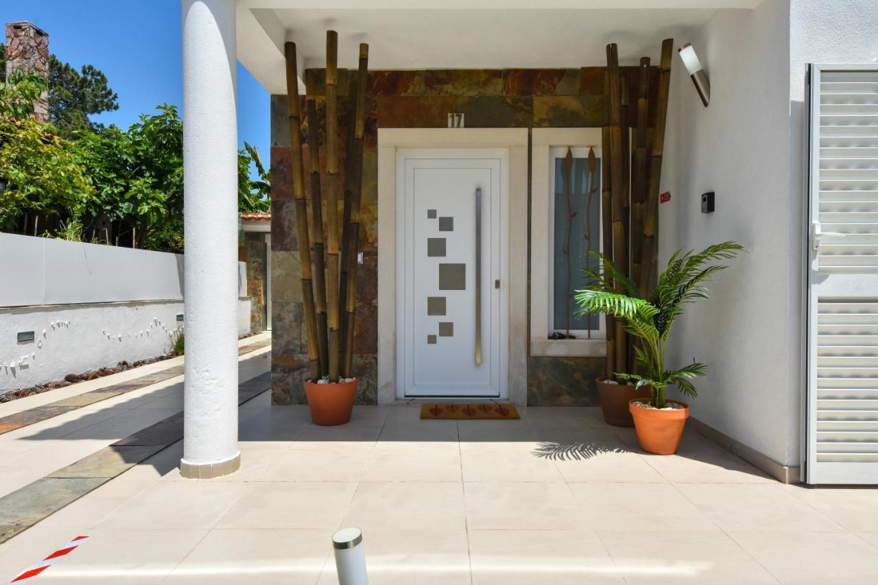 Aroeira Villa With Heated Pool By Golf Course, Beach And Lisbon Exterior photo